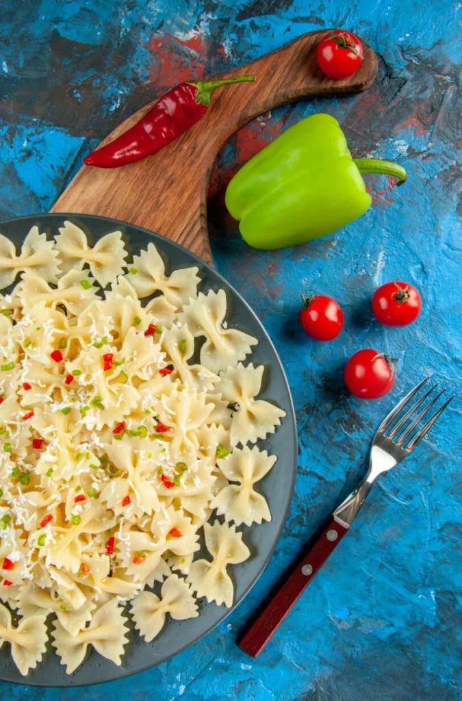 Mediterranean Feta Pasta Salad 🥗🌿